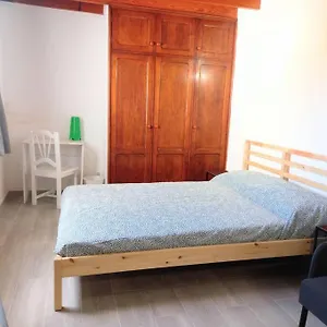 https://estudio-don-antonio-en-el-centro-de-la-laguna.tenerifehoteles.net